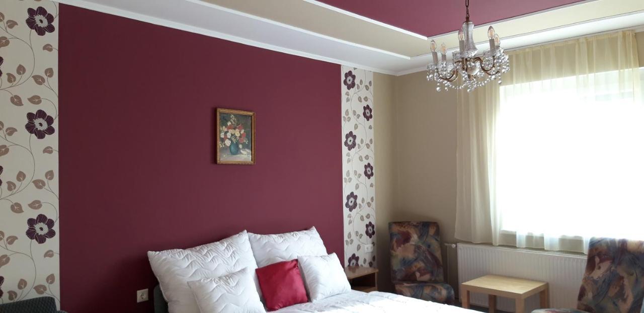 Ildi Apartman Gyenesdias Ngoại thất bức ảnh